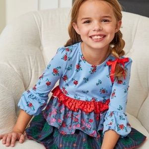 EUC Matilda Jane size 8 Feeling Festive Tunic